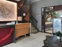Urbanview Hotel Ellegan Residence Alam Sutera Serpong Hotels in North Serpong