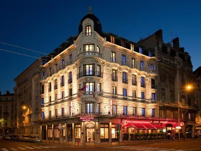 le Grand hôtel des Brotteaux Lyon Centre – Handwritten Collection Hotels in 06.Parc De La Tête D'Or / Cité Internationale