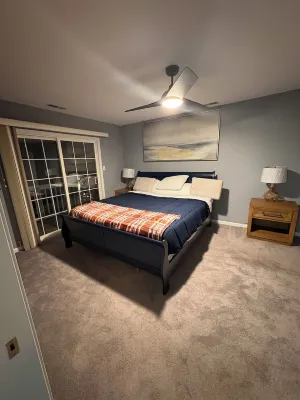 Cozy 3-bedroom 3 bathroom condo with AC, WiFi in charming Miller Beach