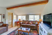 Walk to River: Tranquil Home w/ Views in Lewiston