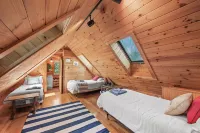 Oceanside Village Home~Private Fenced Yard~Reserved Parking