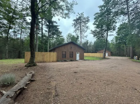 Cozy Cabin in the Northwoods-Forest Retreat