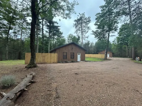 Cozy Cabin in the Northwoods-Forest Retreat