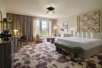 Royal Park Hotel - 4-Star