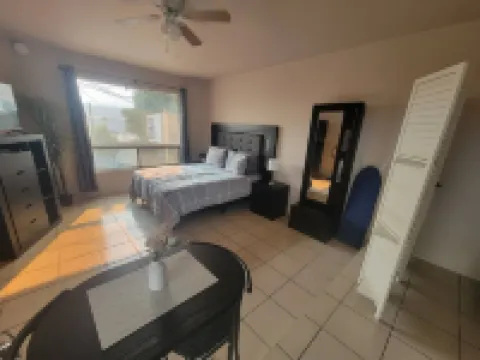 Beautiful & Comfortable Studio