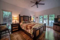 Cozy Family Mountain Home in Seven Springs