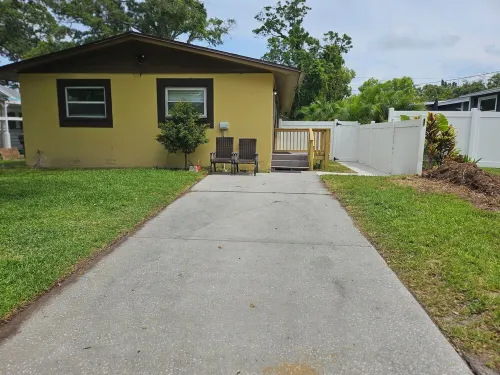 Your Dream Florida Escape Awaits. Luxurious and budget friendly.