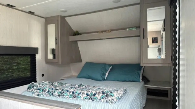 Cozy camper with AC and WiFi in delightful Old Fort