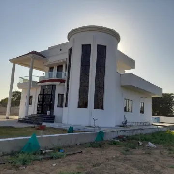 Modern Farm House in a pollution-free environment.