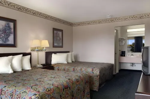 Days Inn by Wyndham Jonesboro AR