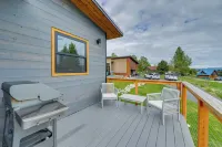 Quiet Alpine Hideaway w/ Panoramic Mountain Views! - Homestays