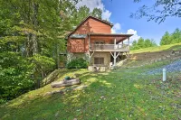 'a Bit of Heaven' Cabin < 13 Miles from Boone! - Wifi