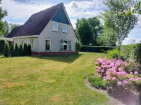 Family friendly vacation home in Schoonloo with lots of privacy Hotels in 