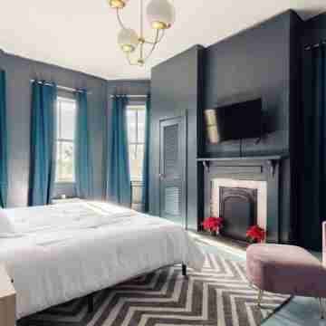 Savannah Stay with Style 3BR, Walk to Everything! Rooms