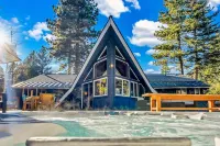 4BR Tahoe Cabin w/ Hot Tub, BBQ & Ping Pong Next to Lake & Paige Meadows Trails