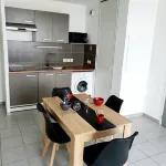 Immersion Culturelle : Appartement Proche Théâtre de L'archipel