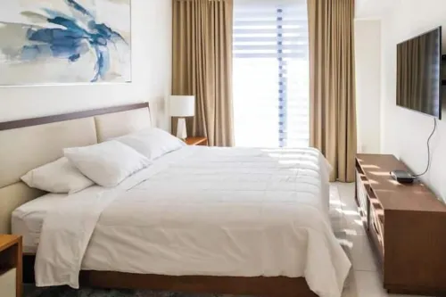 A1404A Unique Apartment DT Doral