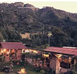 Hippie bus in the forest with mountain views - Hidden Forest Hotels in Sutatausa