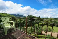 Charming 2-bedroom villa surrounded by nature in phenomenal Monteverde with WiFi