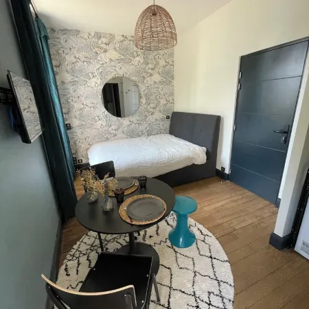 Rental fully equipped studio spa town center apt 203