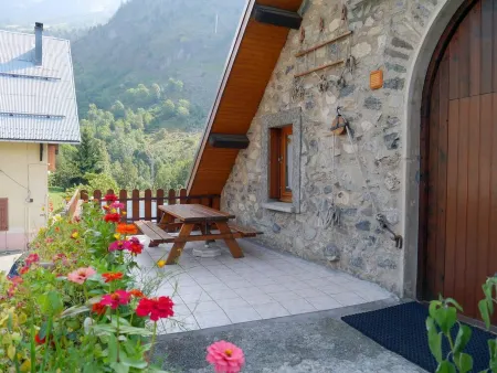 LA GRANGE - 2 VAST CHALET APARTMENTS (70m2) - ALPE D'HUEZ ACCESS