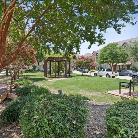 Luxury Townhome walking distance to Legacy West