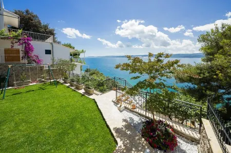 Villa Adriatica Excelsior - Beach Front Apartment With a SeaView #3