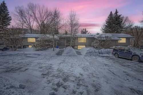 Townhouse with private hot tub in Eagle Vail