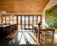 Reid Beach Shack Hotels in Barwon Heads