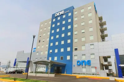 One Queretaro Centro Sur Hotels near Great Commission Querétaro