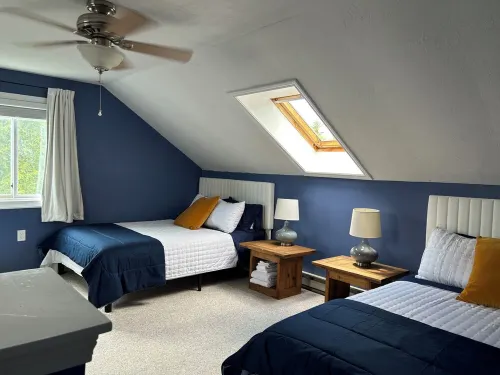 Fantastic pet friendly townhome - many nearby attractions in North Woodstock NH