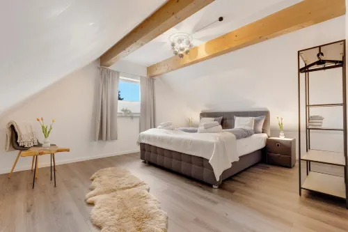 Vacation home SeeZeit with garden, up to 6 people, 500 meters to the lake