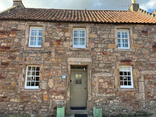 Puffin Cottage, Crail Beautiful 2 bed coastal cottage retreat w/private garden Hotels in Crail
