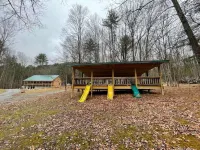 4-bedroom house in lovely Benezette with AC, WiFi. Enjoy your stay