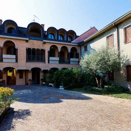 Prestigious 70sqm near Milan/Rho fiera/Airport