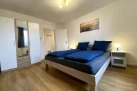 Charmante Altbauwohnung an der Kesselschleuse 3