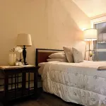 Charming 2-bedroom farmhouse in Goldendale with WiFi and AC