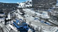 Ski Resort Backyard. Walk to Lifts,Brewery&Coffee - ブティック