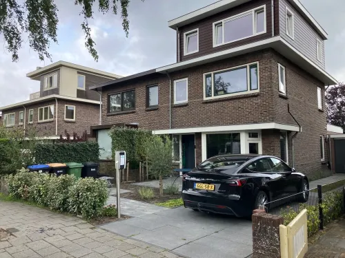 Large house near Amsterdam, Haarlem, 4 bedrooms, 2 bathrooms, garden, BBQ bike Hotels in Driehuis