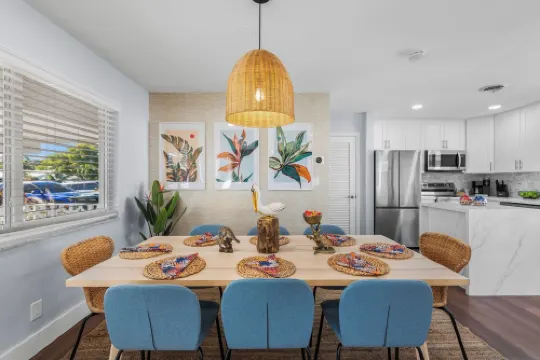 Private Pool - Outdoor Dining - Tropical Oasis