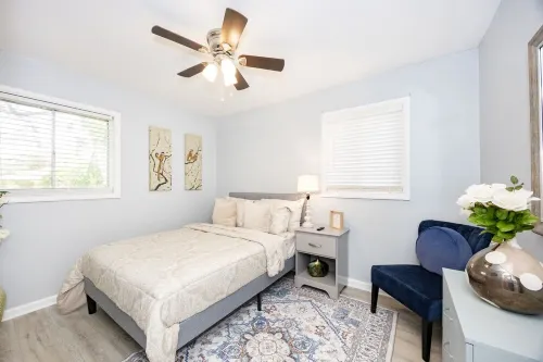 Quiet Stay Near Airport. 5 min drive to SU. 10-15 min drive to LSU & Dwntown BR. Brownfields住宿飯店