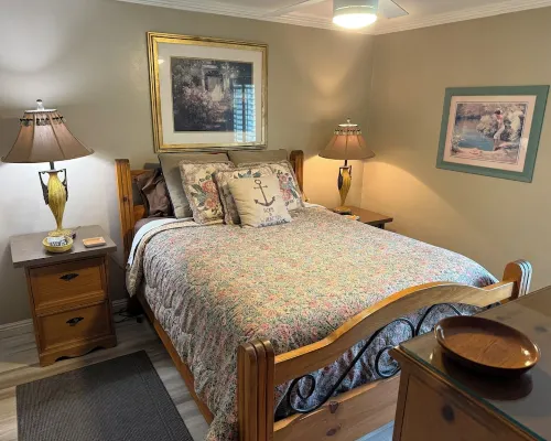 Welcoming One Bedroom Ground Floor condo with WiFi in charming Carpinteria Hotels in Carpinteria