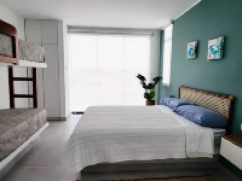 Hermosa Casa Frente AL MAR CON Piscina Privada Hotels in Chincha Province