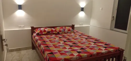 Adam's Holiday home is 3 BH apartment type with two ac & one non ac rooms.