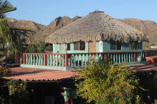 Romantic Palapa Casita with stunning views