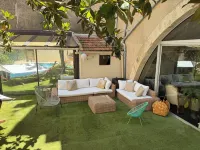 Exceptional house in the center of Narbonne with garden and pool