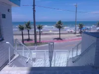 Super Complete Fit: Clean and very well maintained: