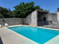 Country house for rent in 7700 St-Marcel d'Ardèche Hôtels à : Saint-Marcel-d'Ardèche