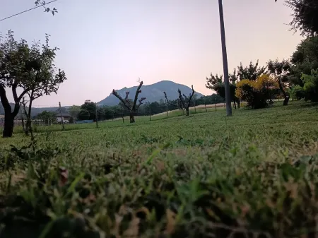 Accommodation i Querceti, small villa in the Bolognese Apennines Отели в г. Querce