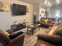 Serenity Oasis w/3 Bedrooms, 2 Baths, 7 Beds and Workspaces. Productive Paradise Hotels in Odessa